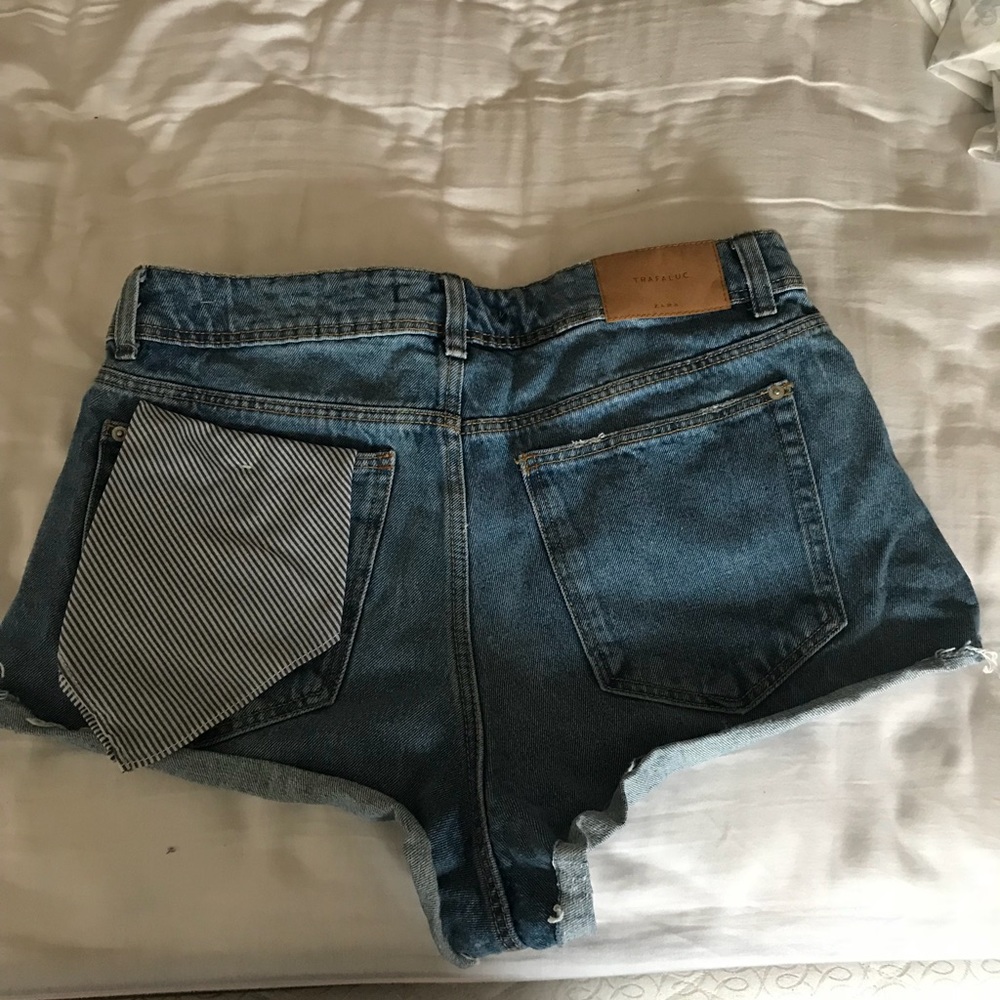 Zara denim shorts - Picture 2 of 3